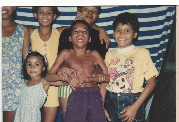 Julião Neto durante a infância em Belém do Pará (Foto: Arquivo Pessoal)