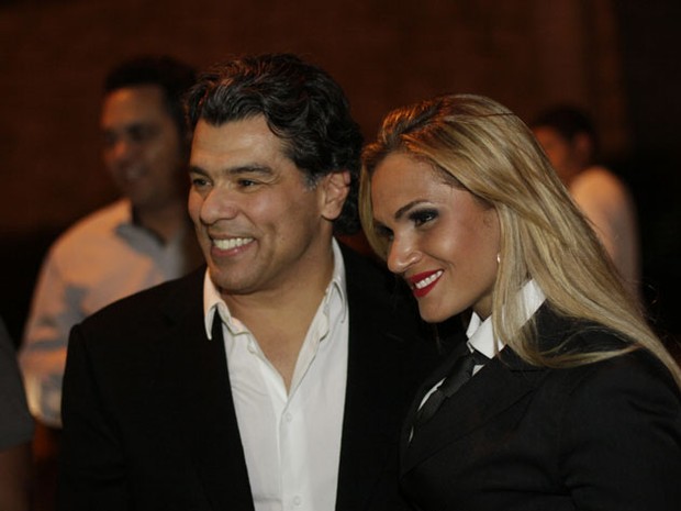Maurício Mattar e Bianca Salgueiro em gravação de clipe em Goiânia (Foto: Kristiane Viruel/ Divulgação) Maurício Mattar e Bianca Salgueiro em gravação de clipe em Goiânia (Foto: Kristiane Viruel/ Divulgação)