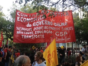 Protesto na Câmara de Vereadores de Porto Alegre (Foto: Diego Guichard/G1)