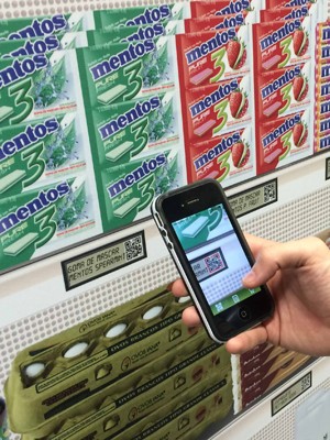 O consumidor deve ter um aplicativo em seu celular que permite a compra dos produtos (Foto: Mercode/Divulgação)