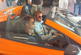 Cristiano Ronaldo e Jenson Button pilotam superesportivos da McLaren