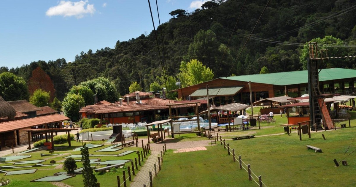 G1 Quadrilha rende 20 funcionários e assalta hípica em Campos do