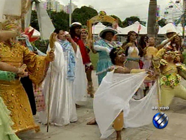 Espetáculo de artes é homenagem a Virgem de Nazaré, durante o Círio, em Belém. (Foto: Reprodução / TV Liberal)