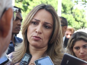 Rejane Dias, secretária de educação do estado (Foto: Fernando Brito/G1)