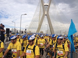 World Bike Tour reúne 8 mil pessoas no aniversário de São Paulo, nesta sexta (25) (Foto: Tatiana Santiago/G1)