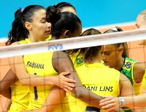 Seleção Brasileira de Vôlei feminino no GrandPrix  (Foto: Vipcomm)