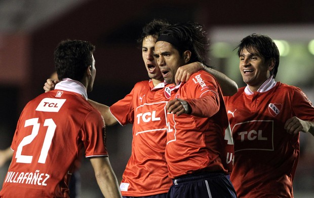 Fabián Vargas gol Independiente (Foto: EFE)
