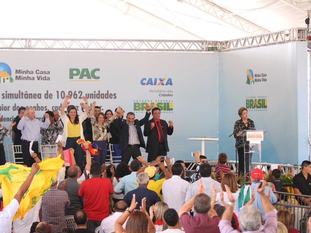 Autoridades de Roraima comemoraram anúncios da presidente (Foto: Inaê Brandão/G1 RR)