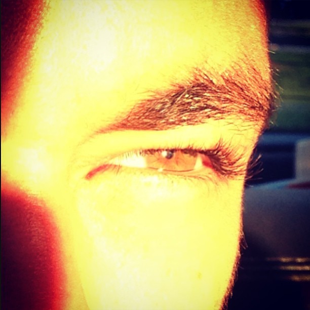 Bruna Marquezine posta foto do olhar de Neymar (Foto: Reprodução_Instagram)