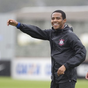 Elias rende no Corinthians e volta a mirar Seleção: “Um dos objetivos”