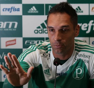 Palmeiras faz retiro em busca de paz, conjunto e futebol em tempo integral