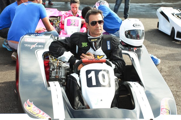 Marcos Pasquim no kart dos artistas (Foto: Manuela Scarpa /Foto Rio News) Marcos Pasquim no kart dos artistas (Foto: Manuela Scarpa /Foto Rio News)