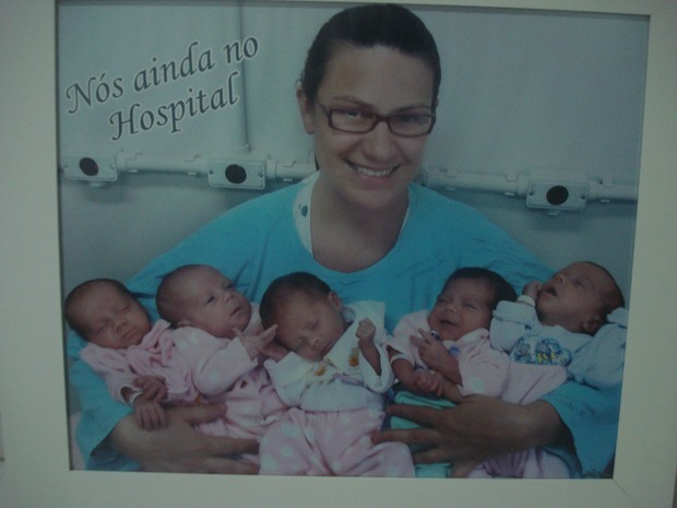 Família ficou 40 dias na maternidade em Florianópolis (Foto: Sidneia Daufemback Batista/Arquivo pessoal)