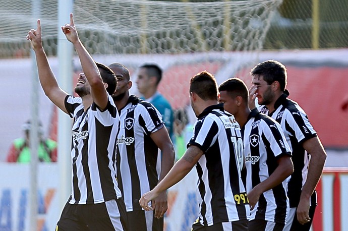 Sassá Garante Triunfo Do Botafogo Sobre O Vitória No último Minuto ...