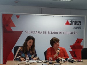 Ana Lúcia Gazzola em coletiva nesta quinta-feira (Foto: Alex Araújo/G1)