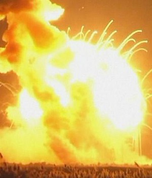 Foguete não tripulado da Nasa explode após lançamento nos EUA (Reprodução/TV Nasa)