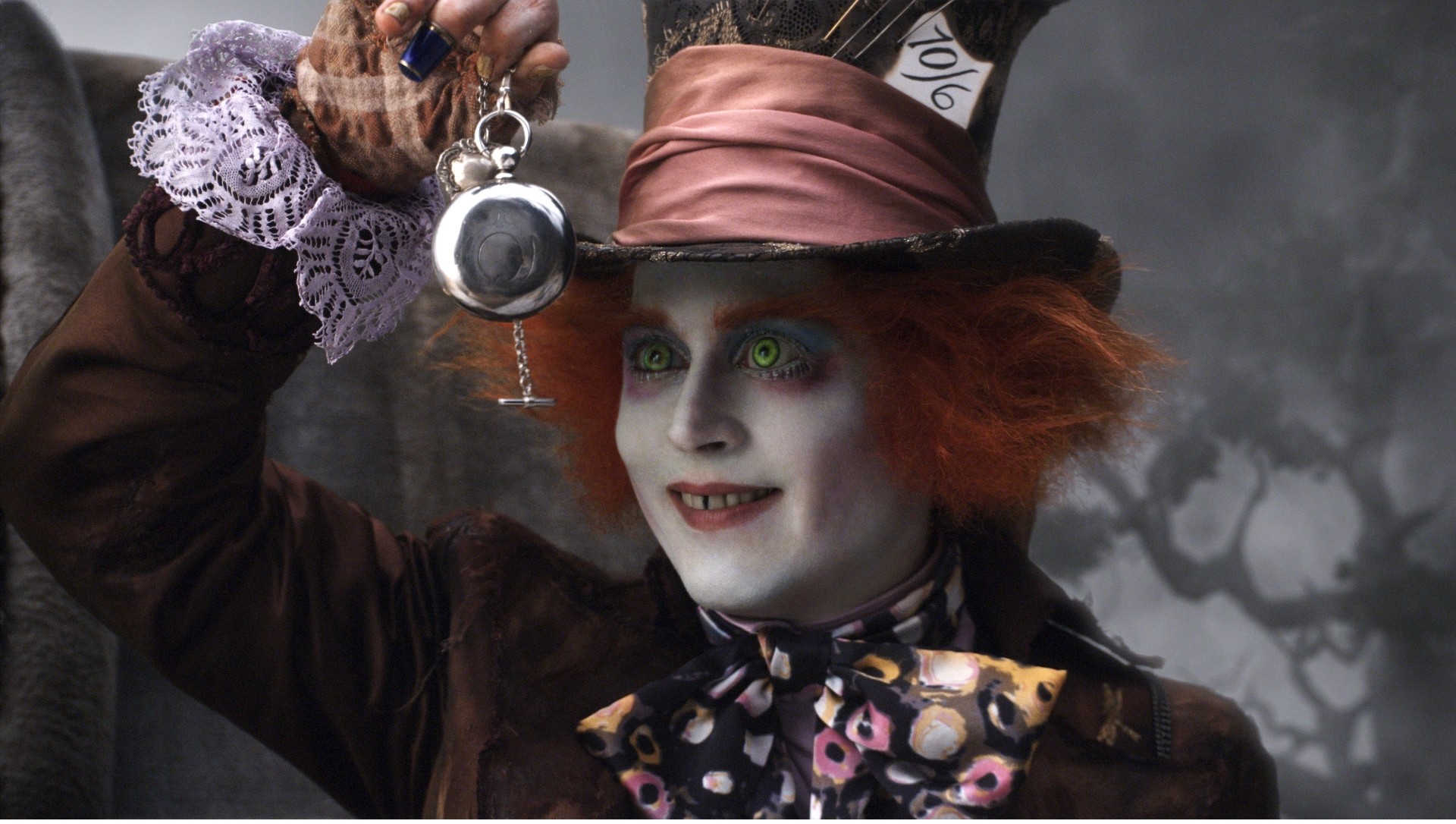 Johnny Depp ja´interpretou muito personagens excêntricos, mas nada de palhaços. (Foto: Divulgação) Johnny Depp ja´interpretou muito personagens excêntricos, mas nada de palhaços. (Foto: Divulgação)