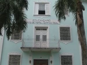 Santa Casa é dona do prédio onde funciona o Educandário (Foto: reprodução/TV Tem) Santa Casa é dona do prédio onde funciona o Educandário (Foto: reprodução/TV Tem)