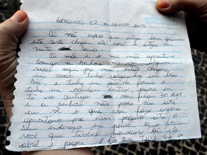 Em carta, enviada para mãe, que mora em Piracicaba, o rapaz relata o que aconteceu  (Foto: Fernanda Zanetti/G1)