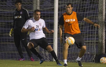 Renato Augusto passa em teste no treino e vai enfrentar o Danubio