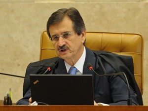 O presidente do STF e relator do caso, Cezar Peluso (Foto: Wilson Dias/ABr)