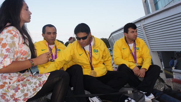 recepção de atletas paralímpicos em João pessoa (Foto: Lucas Barros/ globoesporte.com)