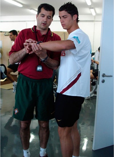 DArlan Schneider e Cristiano Ronaldo na Seleção Portuguesa (Foto: Arquivo Pessoal/Darlan Schneider)