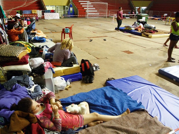 Ginásio Tesourinha recebe cerca de 300 desabrigados em Porto Alegre (Foto: Luciano Lanes / PMPA)