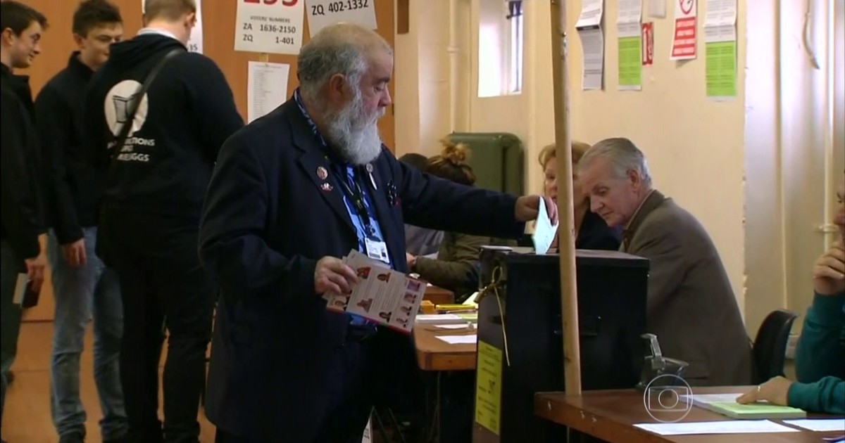 Jornal Hoje Irlanda é o 1º país que decide em voto a legalização do casamento gay