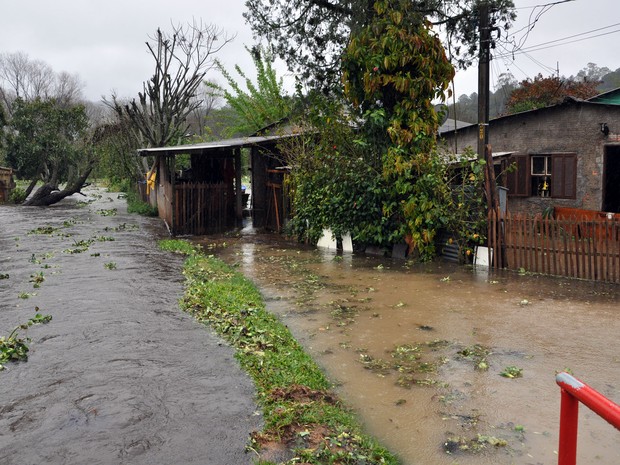 G1 Nível Do Guaíba Sobe E Deixa Ilhas De Porto Alegre Sob Risco De Enchente Notícias Em Rio 