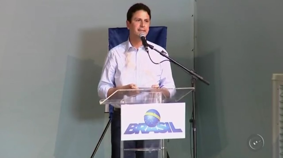 Ministro das Cidades Bruno Araújo anunciou mudanças no Minha Casa, Minha Vida durante visita a Rio Preto (Foto: Reprodução/TV TEM)
