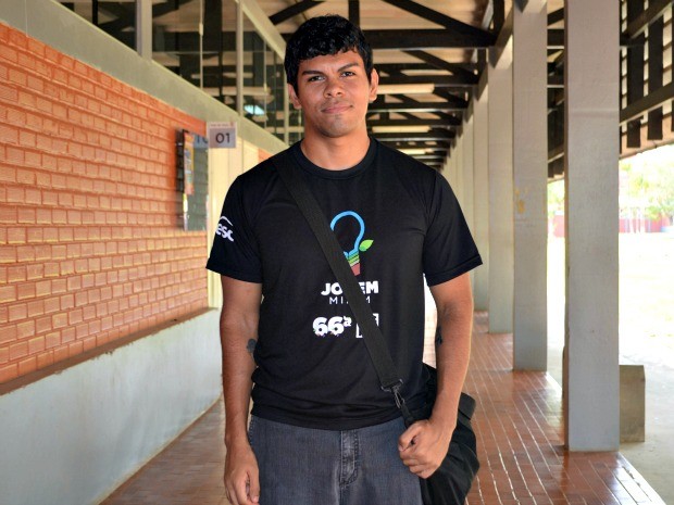 Acadêmico do 3º período de Educação Física, João Paulo da Silva, 25 anos (Foto: Quésia Melo/G1)