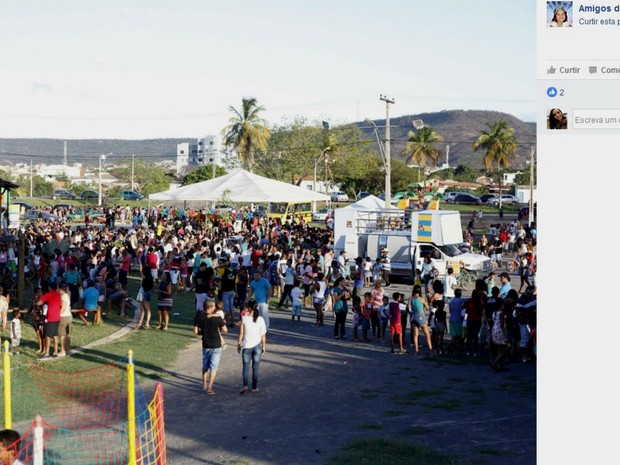 Evento gratuito para crianças que o casal de empresários faz no oeste da Bahia (Foto: Reprodução/Facebook)