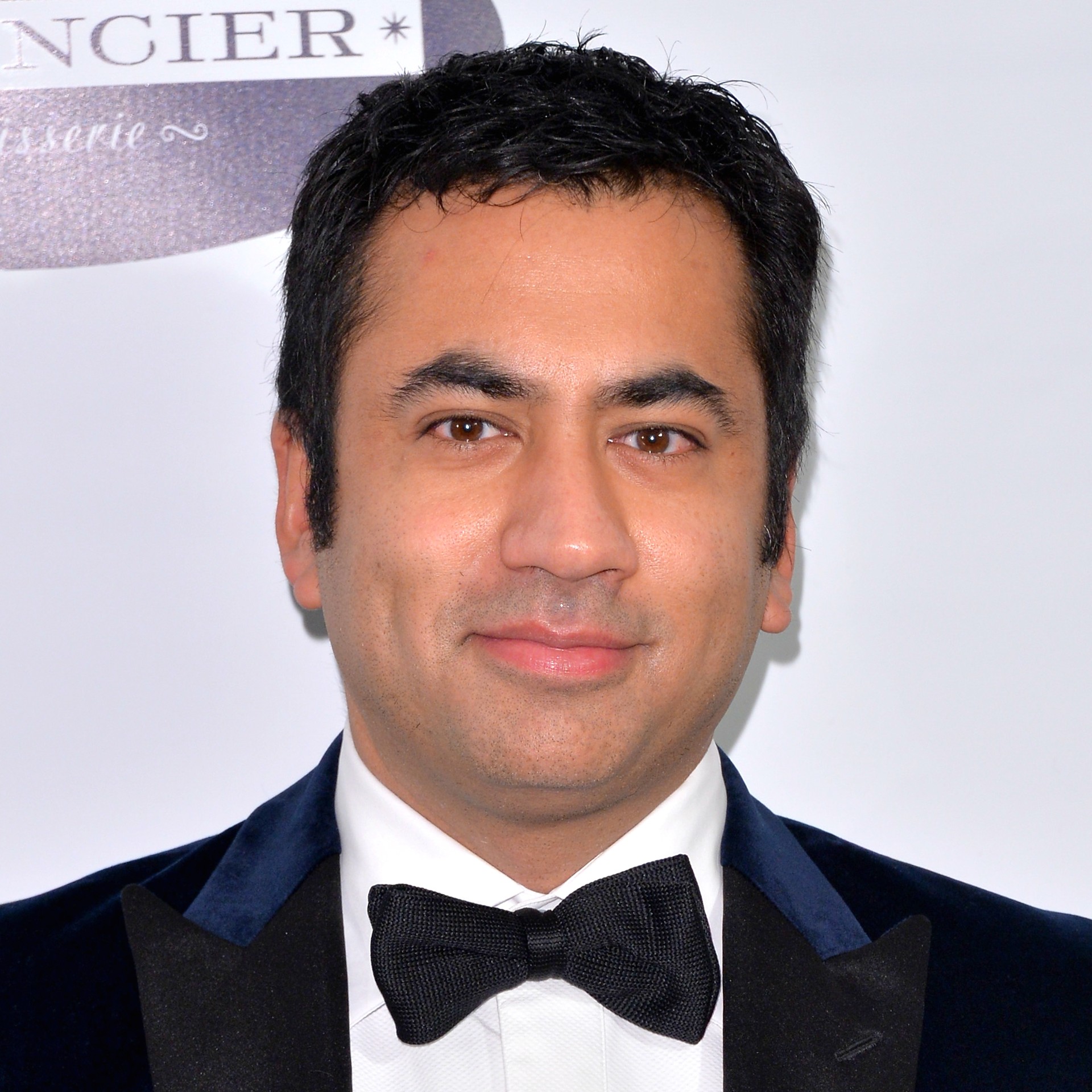 O ator Kal Penn vem de uma família com forte tradição na política, e foi trabalhar diretamente com Barack Obama. Em 2009, tornou-se vice-diretor do setor de engajamento público da Casa Branca. (Foto: Getty Images)