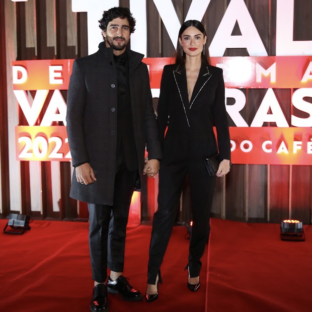 Renato Góes e Thaila Ayala na abertura do Festival de Cinema de Vassouras (Foto: Roberto Filho/Brazil News)