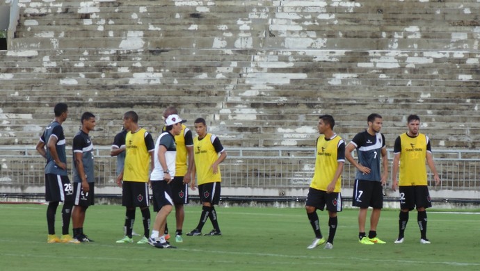 Botafogo-PB treino no Almeidão (Foto: Divulgação/Botafogo-PB)