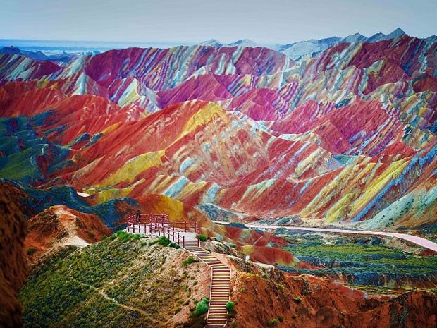 Montanhas coloridas do Parque Geológico Zhangye Danxia, na China (Foto: Xin Ran/Imaginechina)