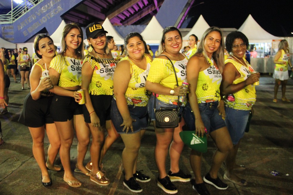 Jovens aproveitaram a maratona de shows (Foto: Adneison Severiano/G1 AM) Jovens aproveitaram a maratona de shows (Foto: Adneison Severiano/G1 AM)