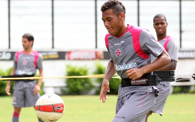 Dieyson treino Vasco (Foto: Marcelo Sadio / Site Oficial do vasco)