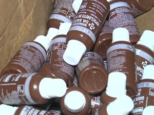 Ministério da Saúde já enviou mais de 7.000 caixas de hipoclorito de sódio para Alagoas (Foto: Reprodução/TV Gazeta)