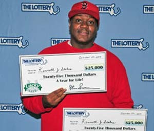 Kenneth J. Stokes ganhou dois prêmios no mesmo sorteio da loteria de Massachusetts (Foto: Divulgação/The Lottery)