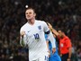 No 100º jogo de Rooney, Inglaterra vira sobre a Eslovênia em Wembley