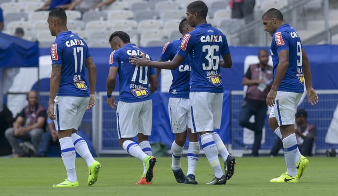 Ábila; Cruzeiro; Tricordiano; reservas (Foto: Washington Alves/Light Press)