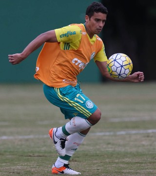 Jean se renova no Palmeiras e celebra parceria de curingas com Tchê Tchê