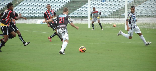 Botafogo-PB, Amistoso, Vera Cruz-PB, Paraíba, 5 a 1, Estádio Almeidão,  (Foto: Richardson Gray / Globoesporte.com/pb)