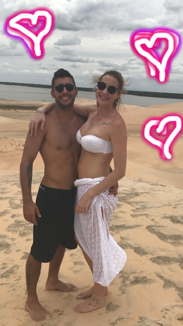 Luana Piovani e Pedro Scooby aproveitam férias no Ceará (Foto: Instagram / Reprodução)