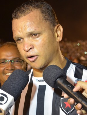 Warley, atacante do Botafogo-PB, na final da Série D do Campeonato Brasileiro, contra o Juventude (Foto: Larissa Keren / Globoesporte.com/pb)