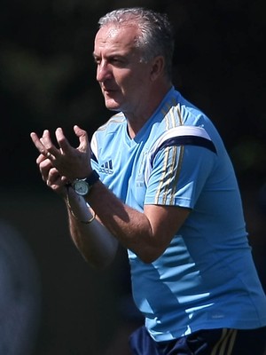 Dorival supera pontuação de Gareca no Brasileiro com quatro jogos