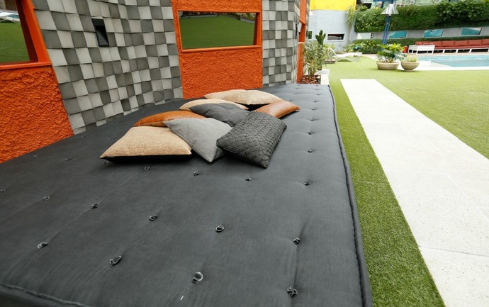 casa BBB jardim futon (Foto: Raphael Dias/Gshow)