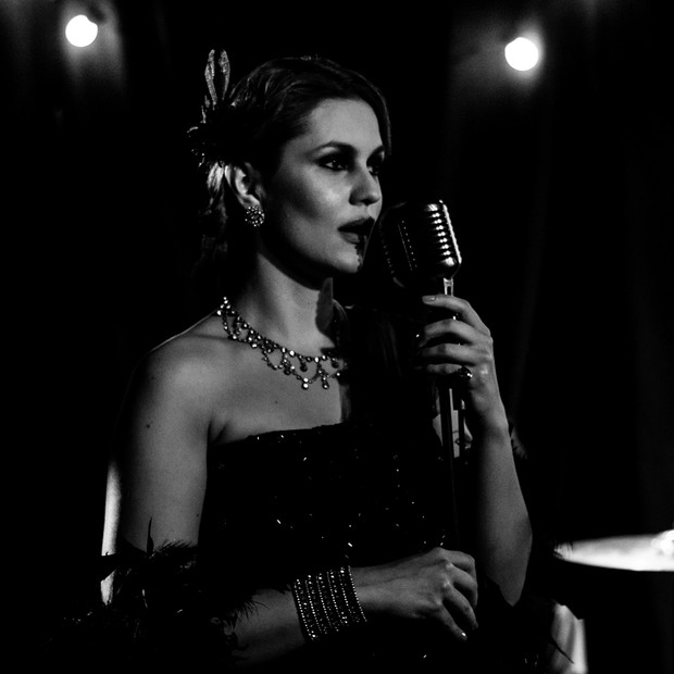 Paula Barbosa - atriz se lança como cantora em SP (Foto: Divulgação)